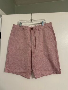 Old Navy Ultimate Slim Built-In Flex Red/White Shorts, Men’s Size 32